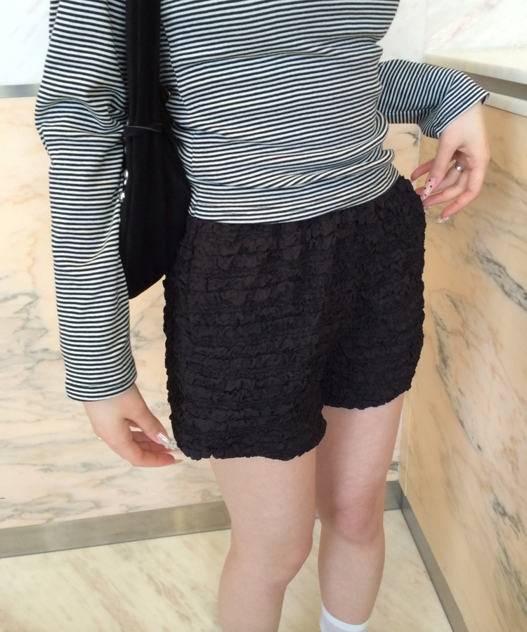 フリルショートパンツ BLACK