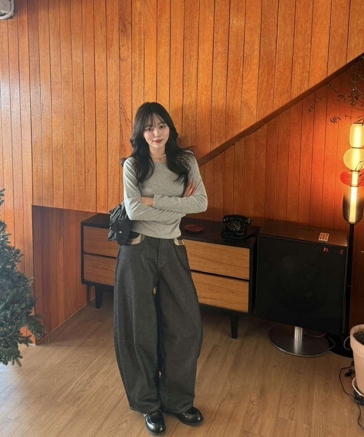 체크 스티치 와이드 팬츠 흑청