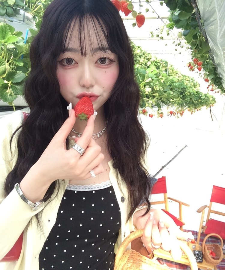도트 레이스 캡 내장 나시 블랙