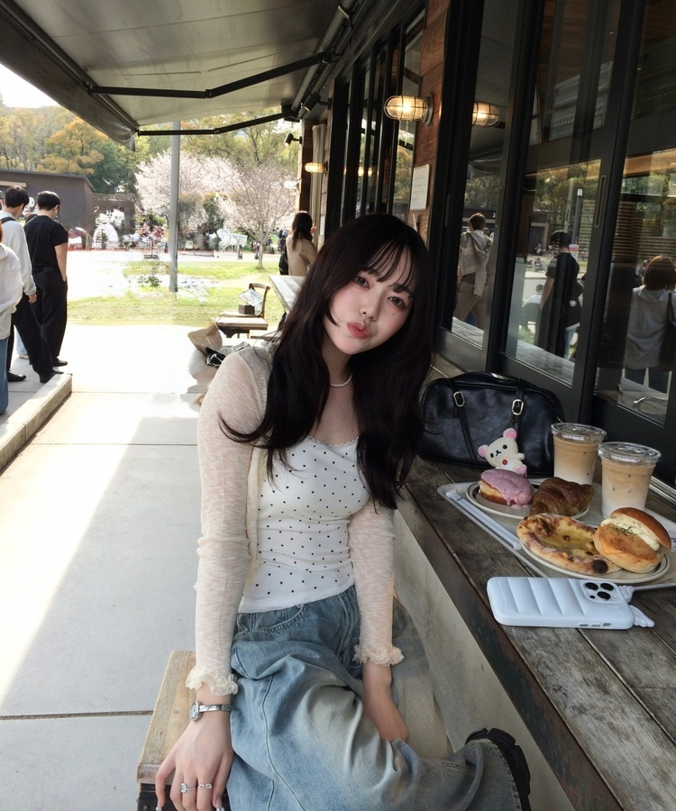 도트 레이스 캡 내장 나시 화이트