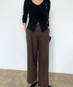 シャーリングラップドレープVニット BLACK