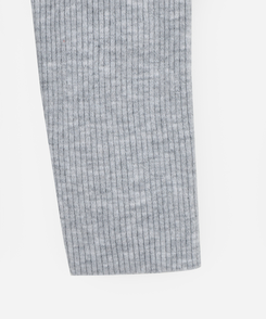 シャーリングラップドレープVニット