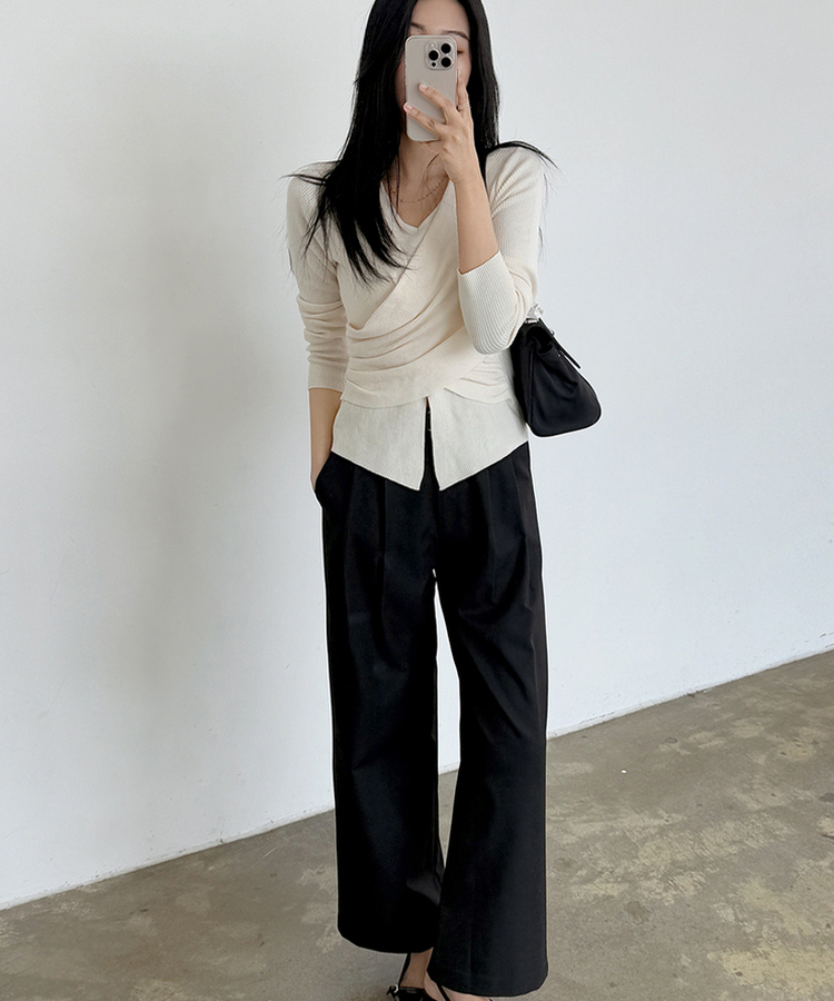 シャーリングラップドレープVニット CREAM