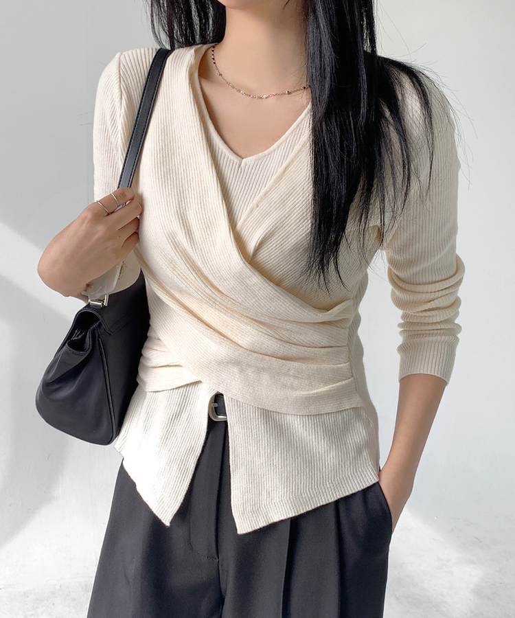 シャーリングラップドレープVニット CREAM