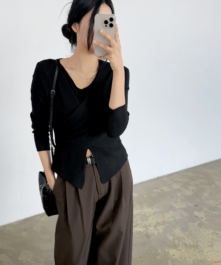 シャーリングラップドレープVニット BLACK