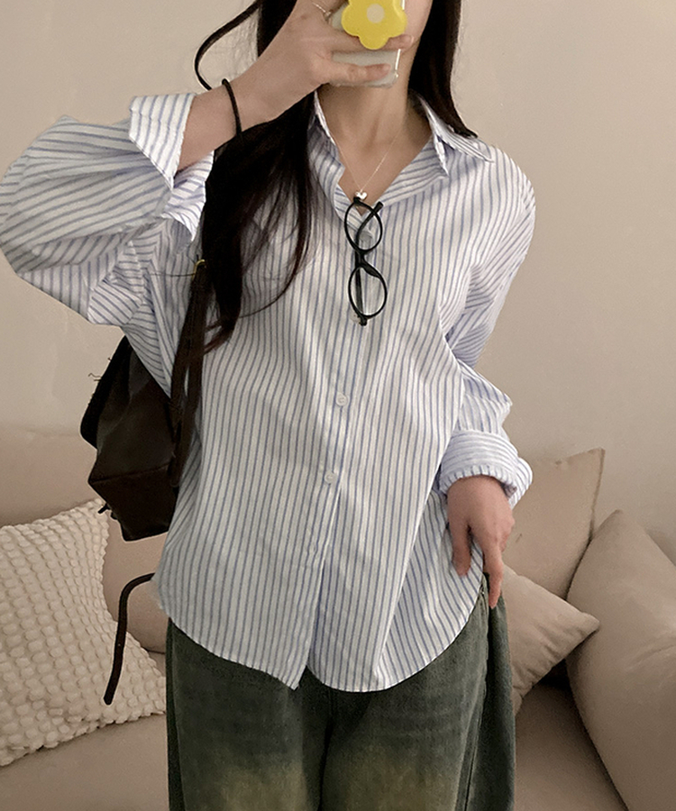 슈가 스트라이프 줄지 루즈핏 옆 트임 셔츠 화이트