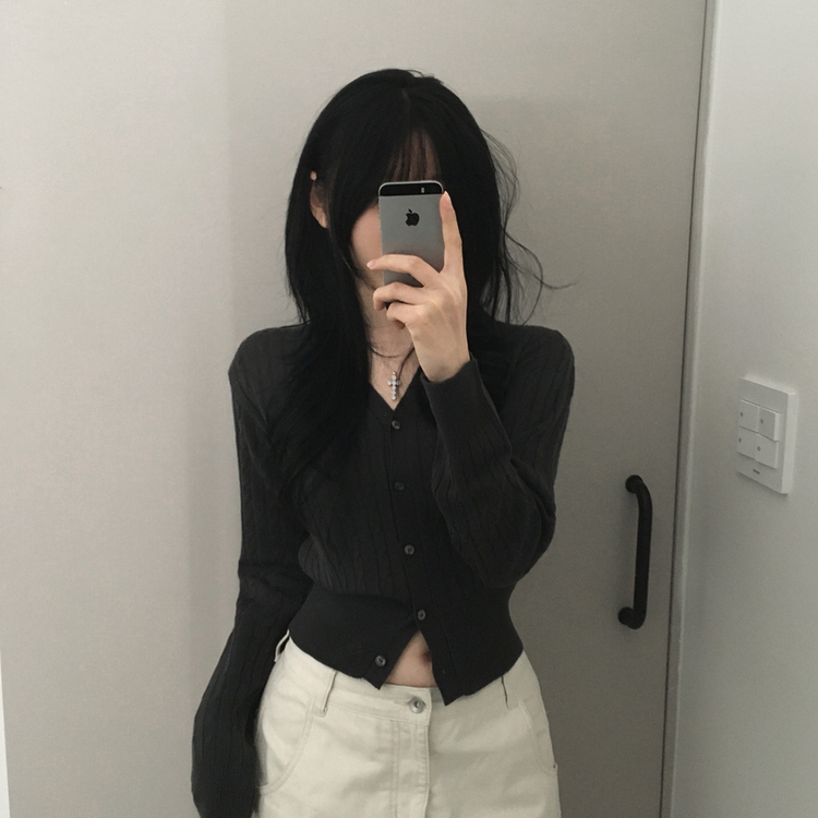 ケーブル編みVネックセミクロップドニットカーディガン(6color) CHARCOAL