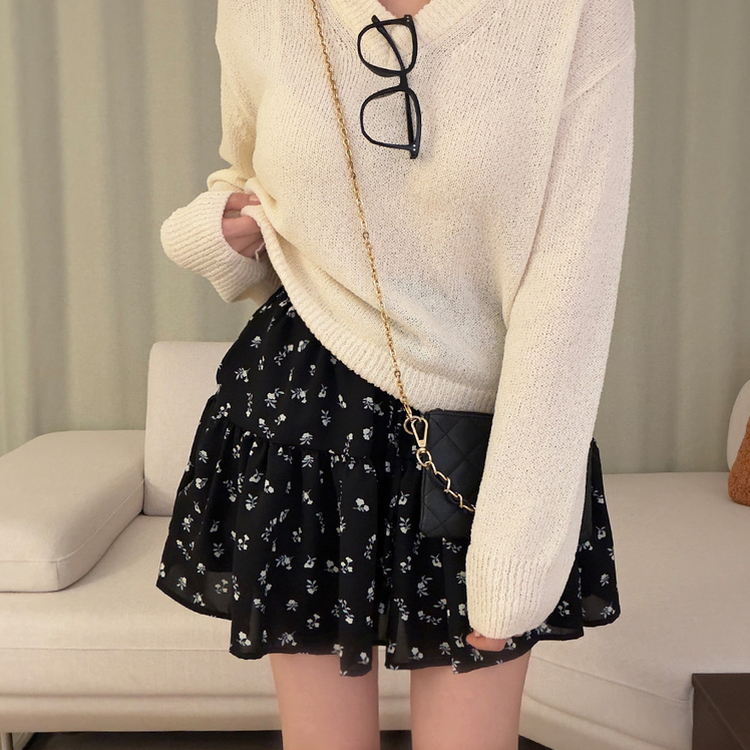 小花柄ポケット付きフレアミニスカート BLACK