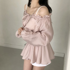 フリルオフショルダーウエストシェイプ長袖ブラウス LIGHT PINK