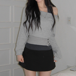 【SET】ワンオフショルダートップス＋ホルターネックキャミソール GREY