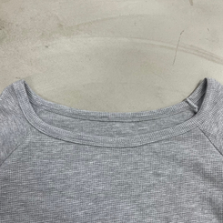 【SET】ワンオフショルダートップス＋ホルターネックキャミソール