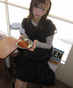 フリルミディバンディングスカート BLACK