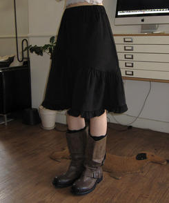 フリルミディバンディングスカート BLACK