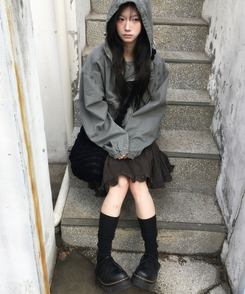 フリルミディバンディングスカート CHARCOAL