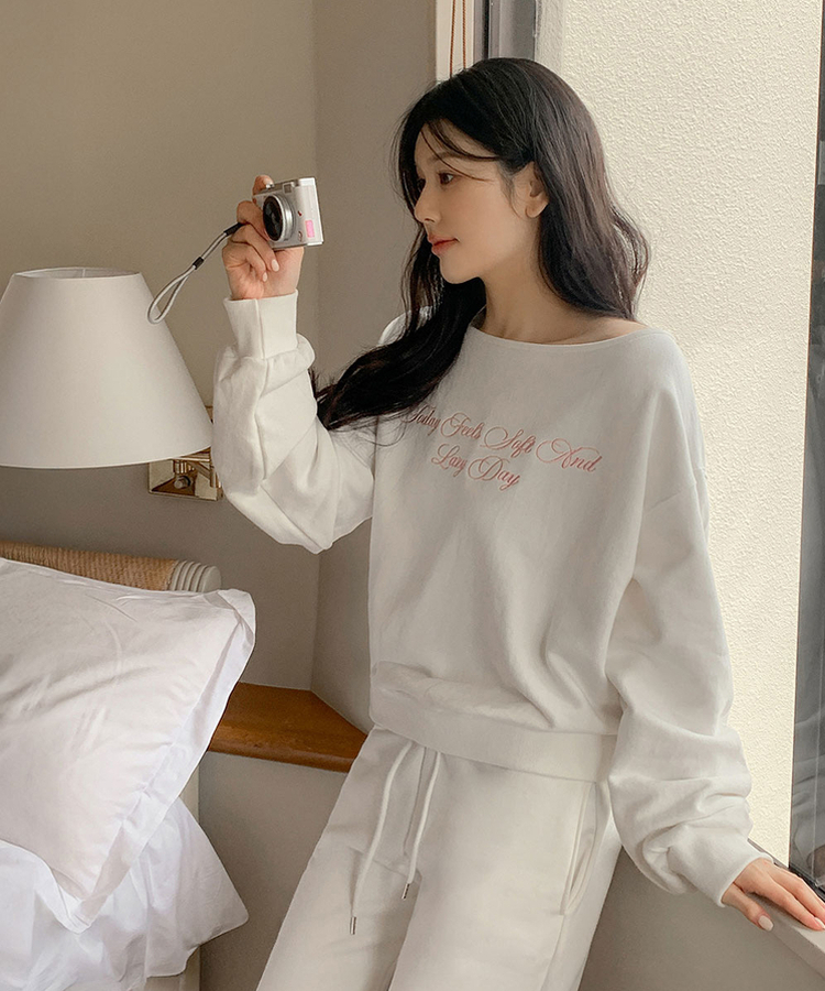 レタリングワンショルダートレーナー IVORY