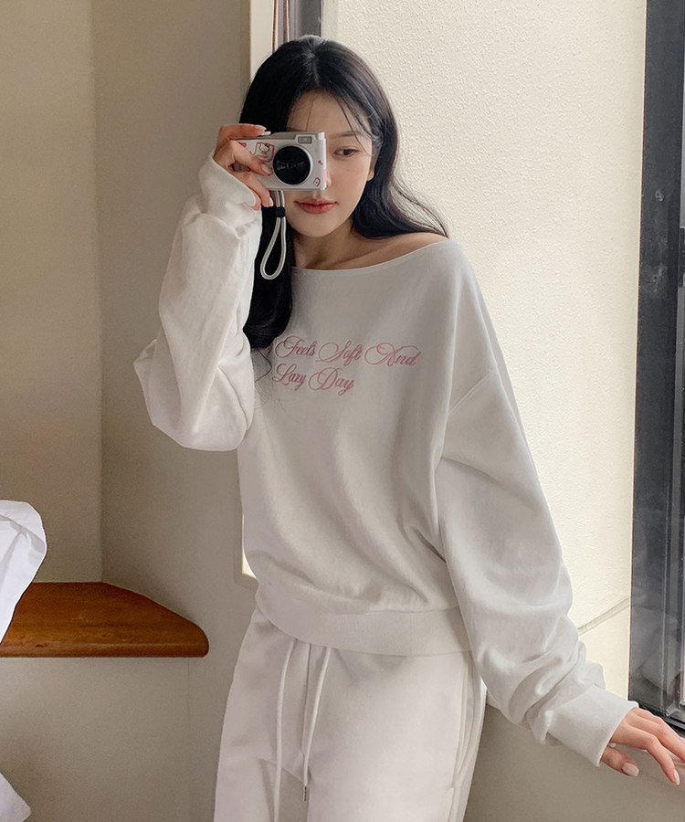 レタリングワンショルダートレーナー IVORY