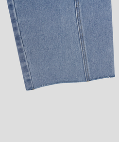 カッティングスリットデニムパンツ