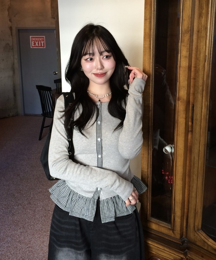 【❤️MADE】체크 프릴 가디건 그레이