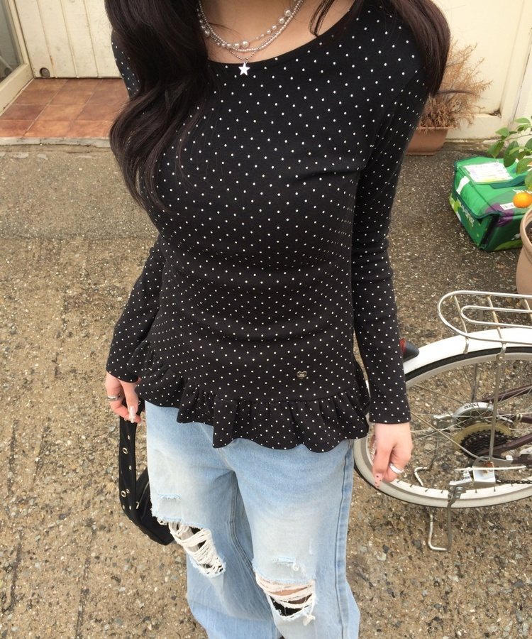 【❤️MADE】도트 프릴 긴팔 티셔츠 블랙