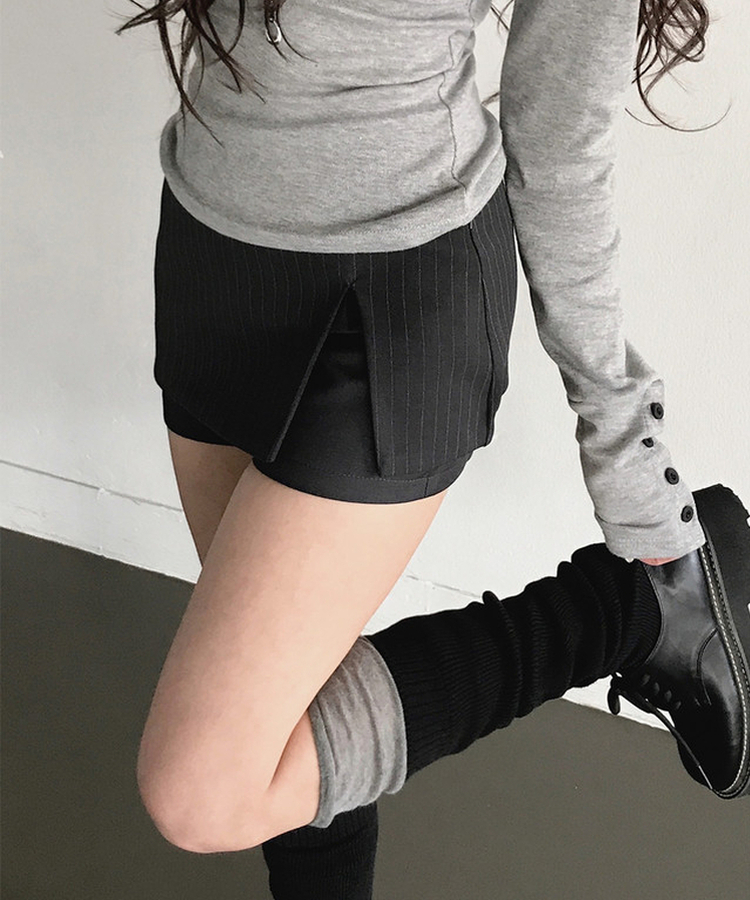 ストライプミニスカートパンツ CHARCOAL