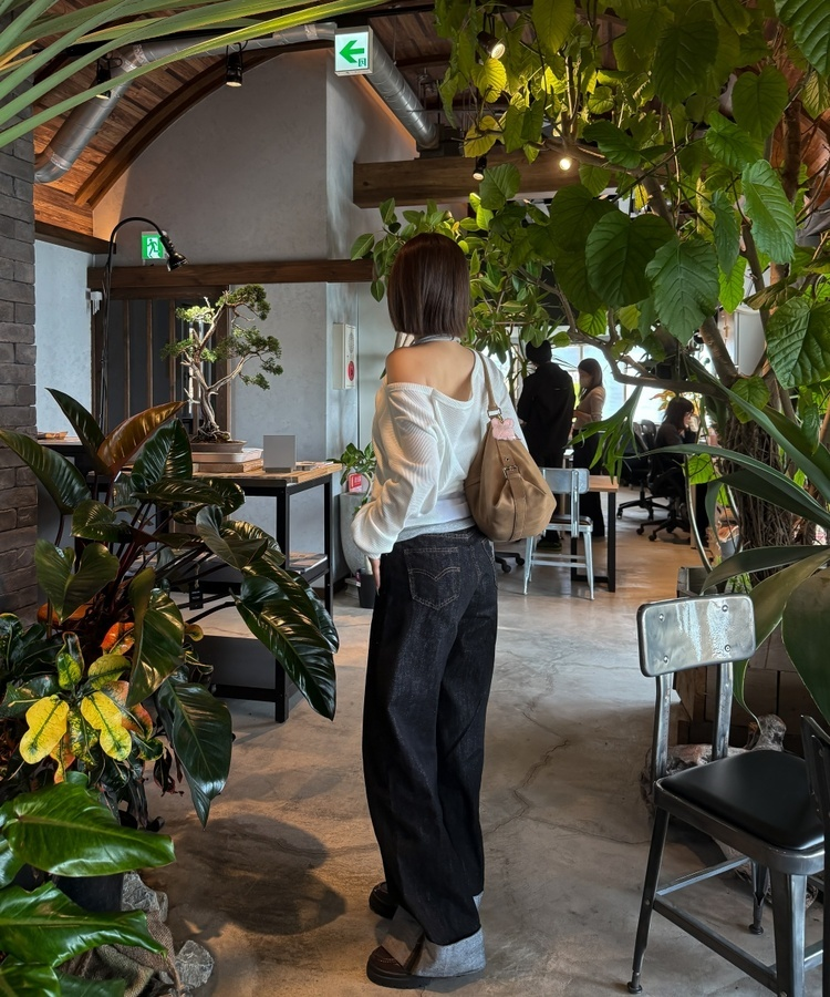 ロールアップワイドデニムパンツ BLACK DENIM