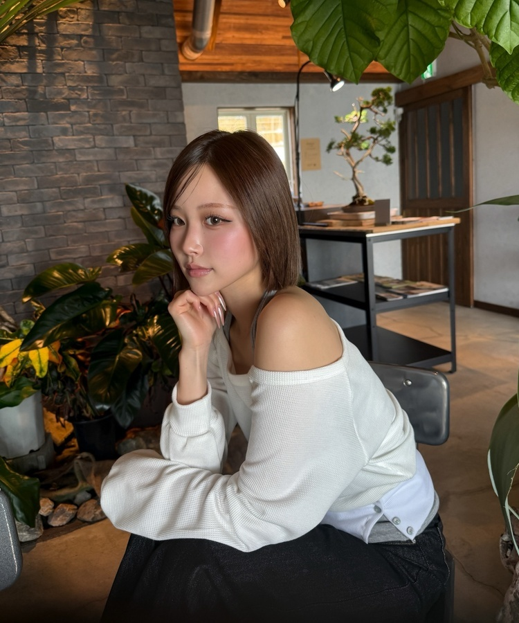 언발 홀터넥 레이어드 탑 화이트