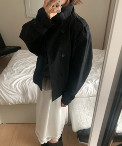 ハイネックバックルトレンチクロップジャケット BLACK