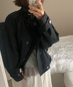 ハイネックバックルトレンチクロップジャケット BLACK