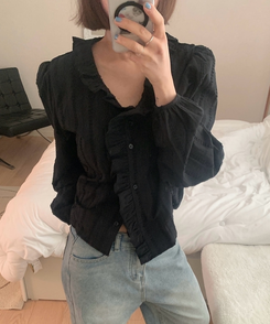 フリルVネックブラウス BLACK