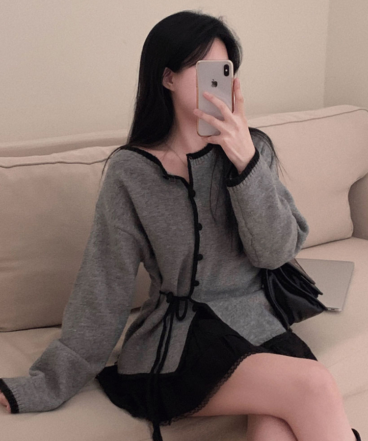 사랑스러운 포인트바닐라 리본 스트랩 루즈핏 배색 니트 가디건 차콜