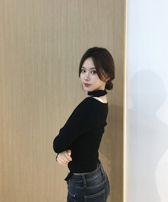 バイカラーレイヤードスリム長袖Tシャツ BLACK