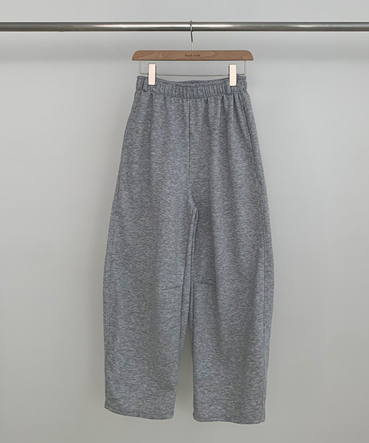 ベルトループ付きスウェットパンツ