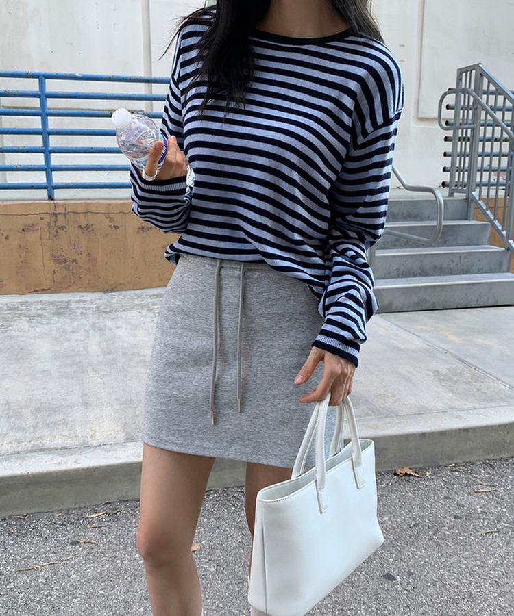 ラウンドストライプトップス NAVY