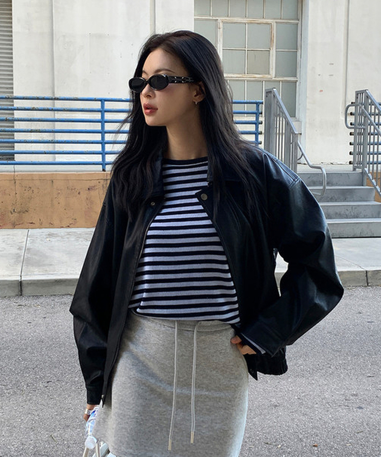 ラウンドストライプトップス NAVY