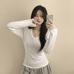 スパンVネックスリム長袖Tシャツ(6color) IVORY