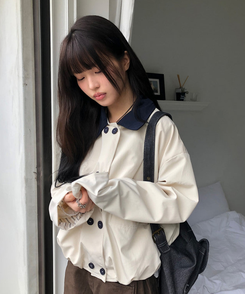 ボタンバイカラークロップジャケット LIGHT BEIGE