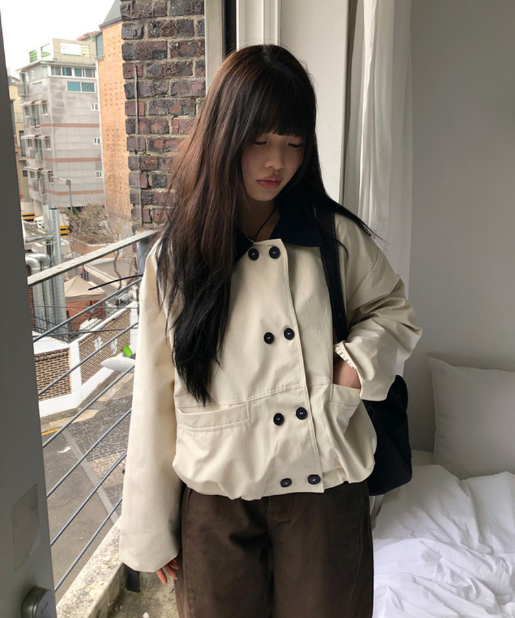 ボタンバイカラークロップジャケット LIGHT BEIGE
