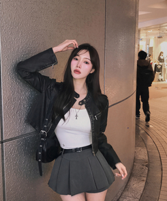 ディープムードボタンクロップレザージャケット BLACK