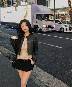 ディープムードボタンクロップレザージャケット BLACK