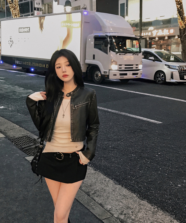 ディープムードボタンクロップレザージャケット BLACK