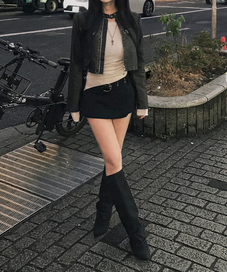 ディープムードボタンクロップレザージャケット BLACK