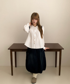 ラウンドツーボタンブラウス IVORY