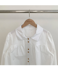 ラウンドツーボタンブラウス