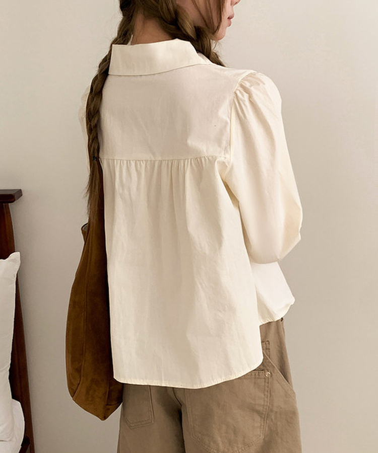 ラウンドツーボタンブラウス BEIGE