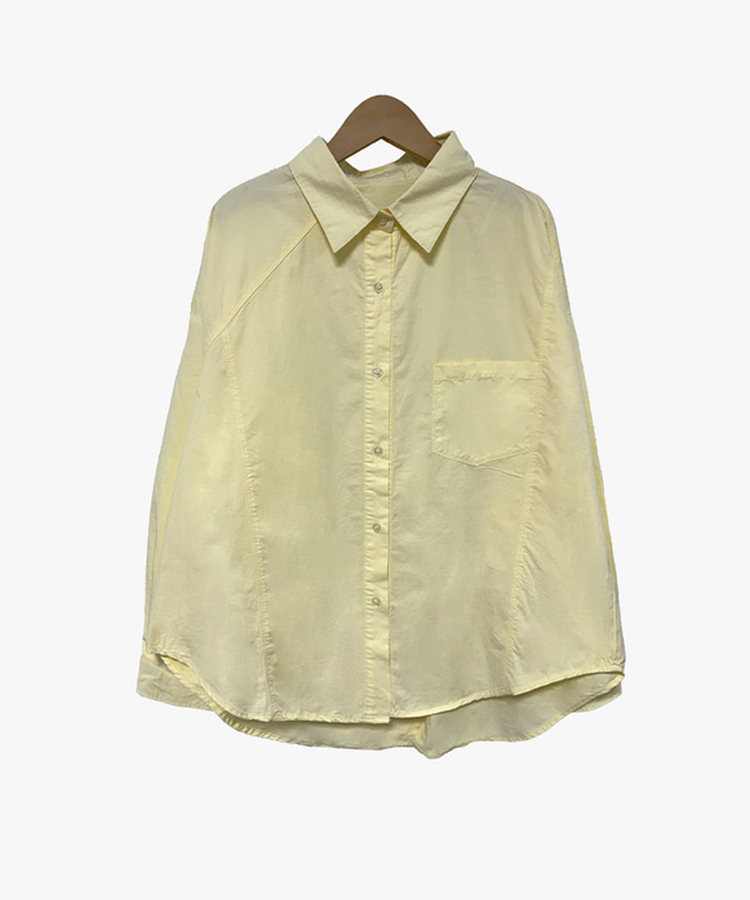 ルーズボタンシャツ