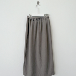 Hラインスリットロングスカート