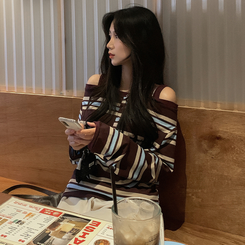 オフショルダーボーダーボタン長袖Tシャツ BROWN