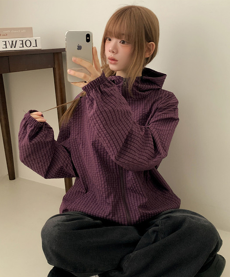 ハイネックチェックウィンドブレーカー PURPLE