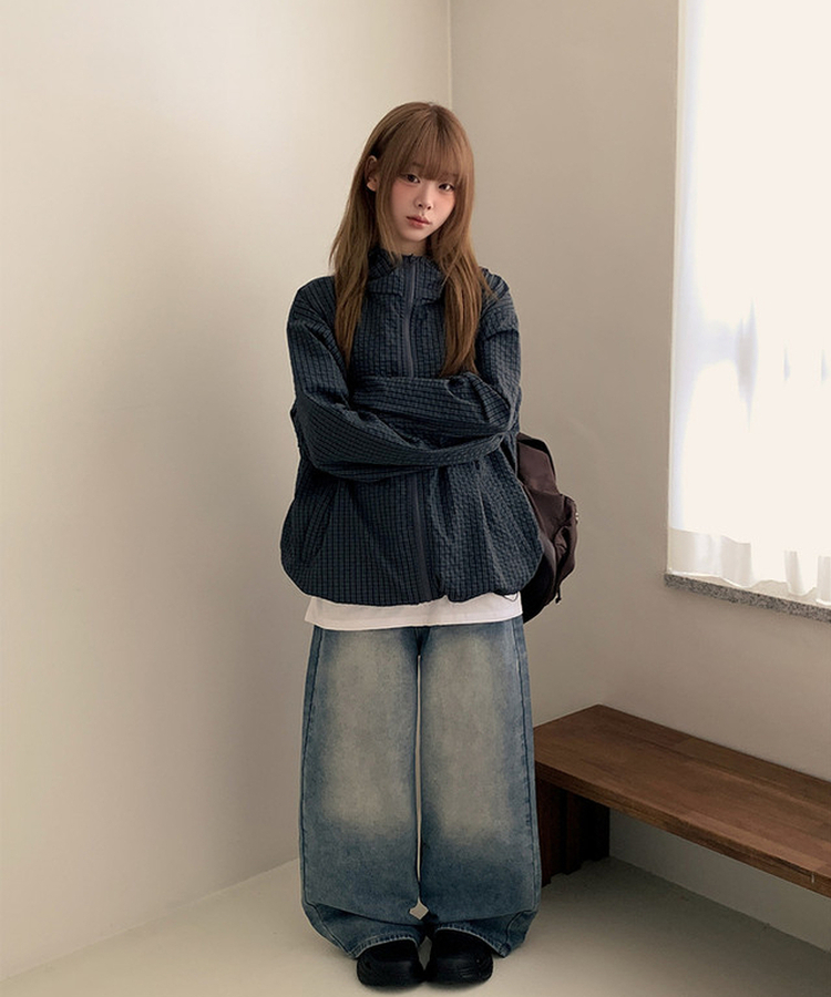 ハイネックチェックウィンドブレーカー NAVY