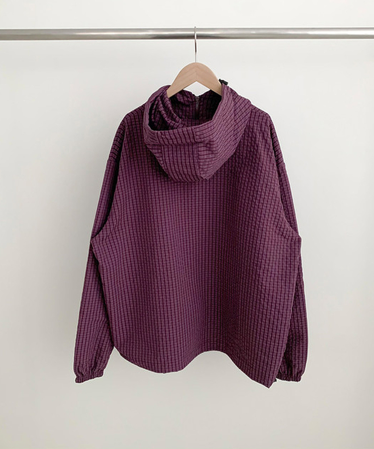 ハイネックチェックウィンドブレーカー